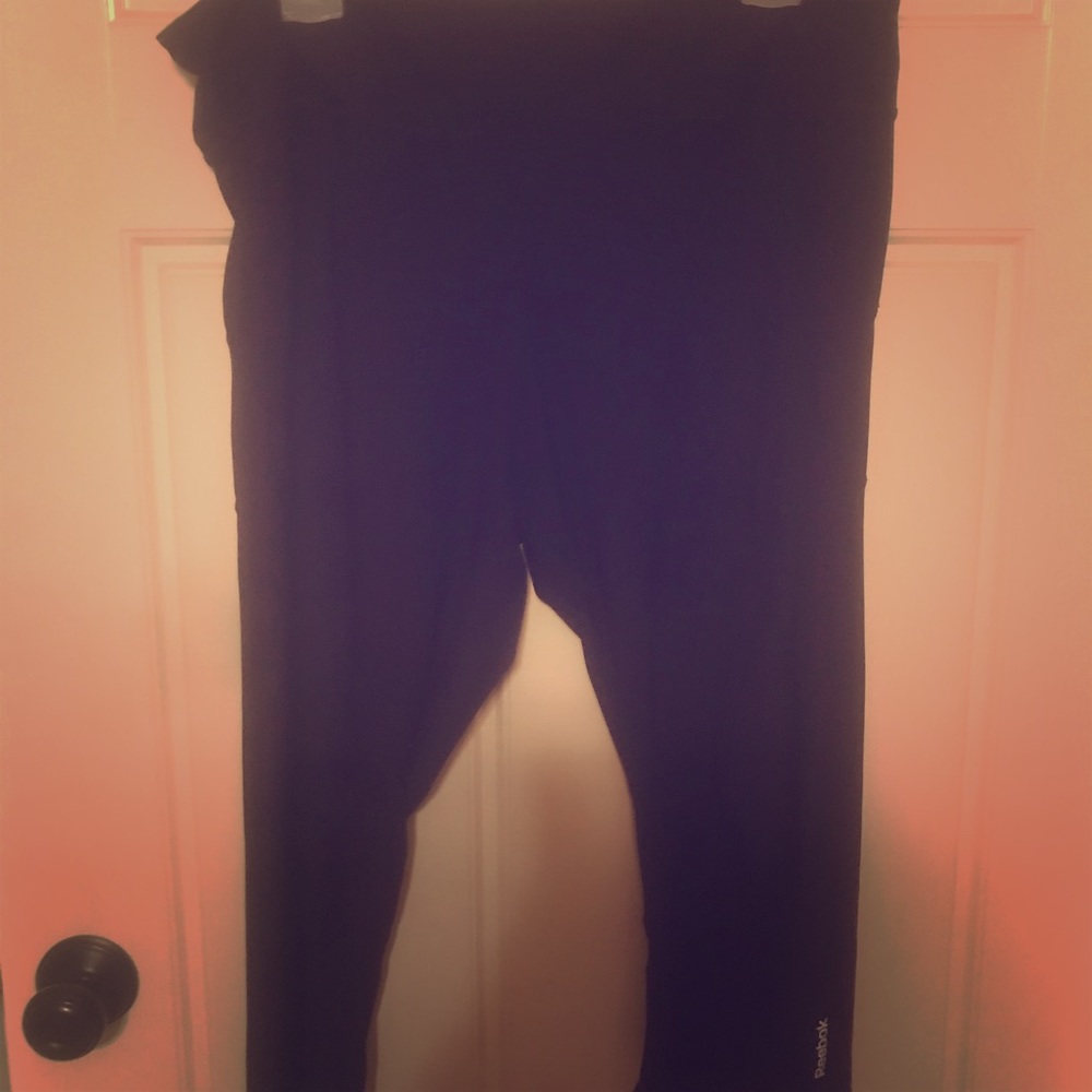 Reebok 1xl workout leggings